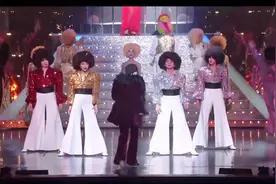 宝塚歌剧团月組 ＢＬＵＥ.ＭＯＯＮ.ＢＬＵＥ 月明かりの赤い花