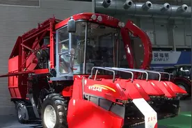 东方红茎穗兼收玉米收获机来了！一次作业可实现三种功能！视频封面