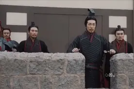 秦始皇统一天下中，为何很少出现占领区百姓大规模反抗的事件？视频封面