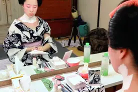 【日本旅游】日本艺妓整个化妆流程