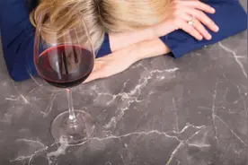 为什么有的酒喝了会头晕？视频封面