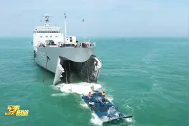 海军部队大抓实战化练兵视频封面
