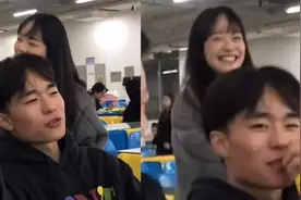 男生和朋友谈论自己女友，直言气人想要凿她，转身见女友瞬间脸红视频封面