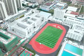 实拍广东梅州贵族学校，一般人上不起一年五万？视频封面