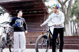 山地骑行穿搭五大禁忌视频封面