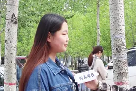 你男朋友把你公布到朋友圈，你心里是什么感受呢？