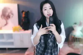 菲儿演唱《听心》我想再走近一点让你能够听到我的心视频封面