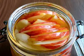 苹果醋不用买，分享自己在家做，饭后喝一杯大肚腩不见了，真实用