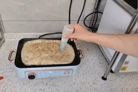 多功能料理锅真的方便，午餐做香酥可口的千层饼，比电饼铛都好用