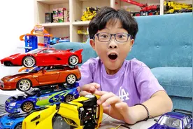 萌娃乐园：爸爸的新蓝色赛车，小男孩玩赛车叠叠乐视频封面