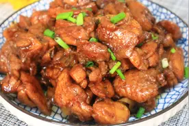 饭店一盘68的鸡腿，原来做法这么简单，连吃5天都不腻，真解馋