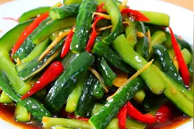 原来腌黄瓜这么简单，两个小时就能吃，酸甜爽脆，简单易学视频封面