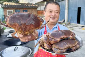 5只膏蟹之王做蟹黄面，这一碗成本就得1000，一般人不敢这么吃视频封面