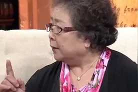 李明珠讲老北京“忌讳”，饭桌上规矩尤其多，稍不留神就犯错视频封面
