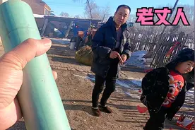 东北过年姑爷自带鞭炮，拿出来老丈人看傻了，超大号二踢脚震天响视频封面