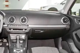 15万先别买思域了 造型很Q又时尚奥迪小钢炮 1.4T动力油耗仅6.2L