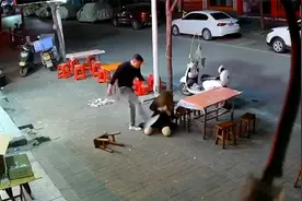 湖南警方通报男子深夜暴打女子:因情感纠纷发生争执 男子被拘10日视频封面