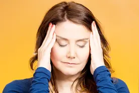 女性更年期心理如何疏导？医生教你这几招！视频封面