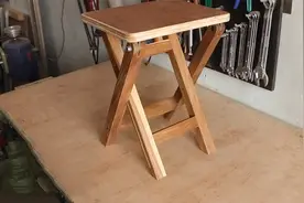 看看这位师傅的手艺怎么样，手工制作折叠凳，喜欢就收藏吧