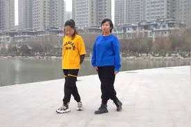 3分钟教你学会2种螃蟹步，老师一步一步教，适合初学者