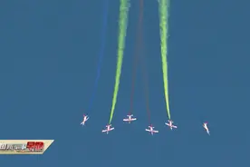 中国空军“20系列”战机将集中亮相视频封面