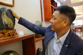 53岁男子收藏3千方石头，花300多万开办奇石馆，让大家免费看