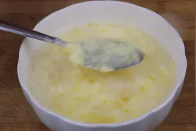 鸡蛋汤还可以这样做？加入一点盐，放入一点油，真好喝！