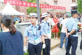 考生手镯被切割才能进考场，谁规定了高考不能带手镯？长见识了！视频封面