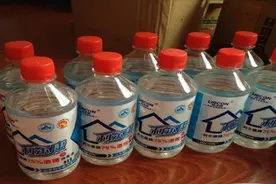 疫情期间乘坐高铁，你还带酒精吗？还好知道了，叮嘱家人，别忽视