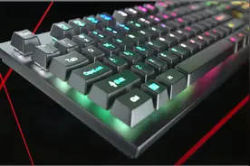 炫酷C4D键盘制作材质渲染，3万轻松到手