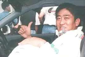 “亚洲飞人”柯受良酒后去世，刘德华自发捐款，曾是成龙动作指导视频封面