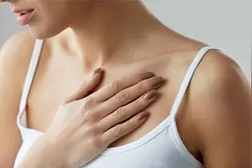 左胸疼怎么回事？别只知道心脏病、肺癌，这三种原因很常见！视频封面