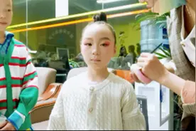 民族舞妆容教程分享，配上特有的演出服，优雅有气质视频封面
