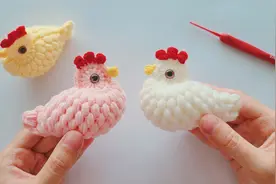 钩针咕咕鸡：枣形针的小鸡更有神韵，可做书桌摆件装饰挂件