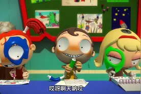 上美术课 小帅居然敢把颜料泼了老师一身 这是为何视频封面