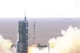 出征送别、等待入舱、宣布圆满成功 170秒速览神舟十二号发射全程视频封面