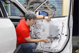 后两排没钢板，后门还没防撞梁，准备让谁坐后排？视频封面