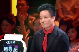 歌曲：原来唱歌天赋真的能遗传，兄妹俩全是麦霸级别！唱的真带劲视频封面