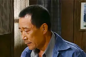 父亲撕了儿子的准考证，父子反目视频封面