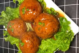 狮子头肉丸子的做法，教程详细，简单易学，学会了不用再去饭店了