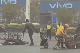 内蒙古一外卖小哥大风中帮路人扶三轮，市民：打算帮忙被小哥抢先视频封面