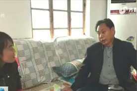 女儿要回国，山东父亲微信相劝：暂时别回来，咱不能给祖国添乱！视频封面