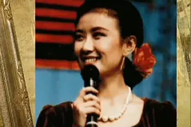 中国第一代女司仪李小玢，在1977年，引领时代新潮视频封面