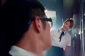 小伙拥有一个超能力，让美女爱上他，简直太开心视频封面