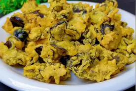 木耳这样做真是太好吃了，焦香酥脆不油腻，不炒不凉拌，上桌扫光视频封面