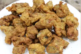 为什么你炸的排骨又干又硬还咬不动？教你这样做，外脆里嫩不发柴视频封面