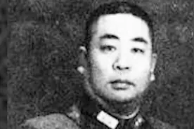 他是国军高级将领，萧克是他学生，曾三次被俘，最后死在狱中视频封面