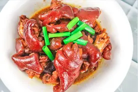 “红烧猪蹄”这样做太香了，软烂入味，肥而不腻，做法简单又家常