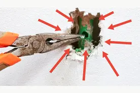 水管埋在墙里，装修时不小心钻破了怎么办？真没想到还能这样修复