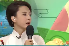 央视主播张蕾，才貌碾压龙洋，现在却因一张照片被推上风口浪尖视频封面